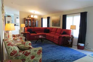 621 Spring Meadow Cir, New Hope, PA 18938 - Photo 11