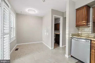 51 Violet Ln, Newtown, PA 18940 - Photo 11