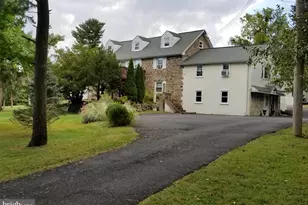 176 Davisville Rd, Warminster, PA 18974 - Photo 1