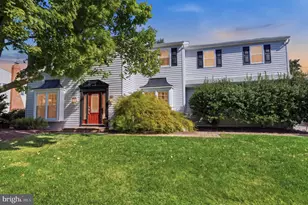 121 Brook Dr, Holland, PA 18966 - Photo 1