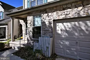 3674 W Long Ln, Doylestown, PA 18902 - Photo 5