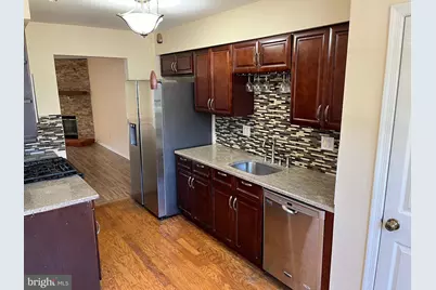 4 Fair Oaks Court, Newtown, PA 18940 - Photo 3