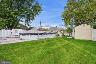 15 Ruby Ln, Levittown, PA 19055 - Photo 23
