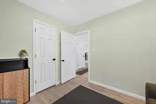 33 Micahill Rd, Levittown, PA 19056 - Photo 13