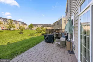 16728 River View Cir, Bristol, PA 19007 - Photo 15