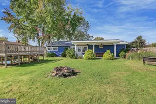 24 Dewberry Ln, Levittown, PA 19055 - Photo 21