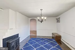 24 Dewberry Ln, Levittown, PA 19055 - Photo 9