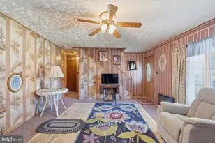 117 Heartwood Rd, Levittown, PA 19056 - Photo 7