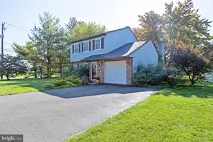 101 San Francisco Dr, Quakertown, PA 18951 - Photo 1