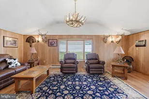 148 Heartwood Rd, Levittown, PA 19056 - Photo 17