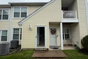 35011 N Bennett Pl, Southampton, PA 18966 - Photo 1