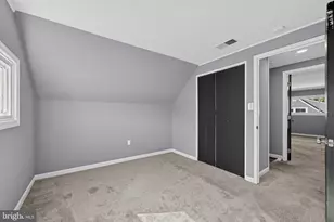36 Kingwood Ln, Levittown, PA 19055 - Photo 11