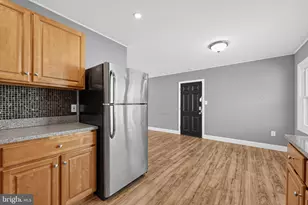 36 Kingwood Ln, Levittown, PA 19055 - Photo 15