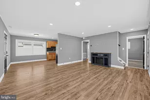36 Kingwood Ln, Levittown, PA 19055 - Photo 7