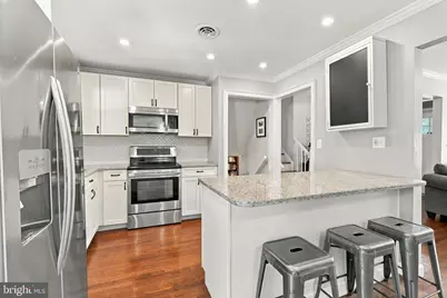 18 Oakdale Boulevard, Yardley, PA 19067 - Photo 5