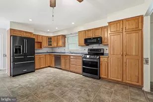 2209 Diamond St, Sellersville, PA 18960 - Photo 15