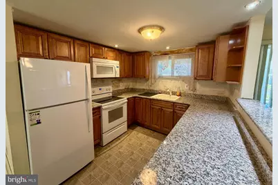 17 Rambler Lane, Levittown, PA 19055 - Photo 15