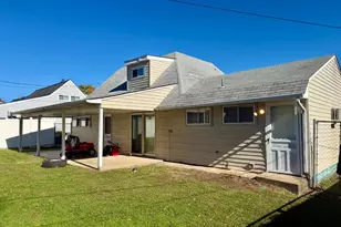 17 Rambler Ln, Levittown, PA 19055 - Photo 33