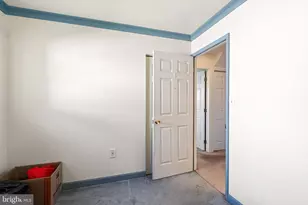 77 Junewood Dr, Levittown, PA 19055 - Photo 17