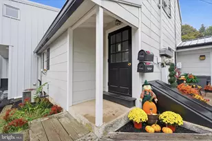 127 W Butler Ave, Chalfont, PA 18914 - Photo 1