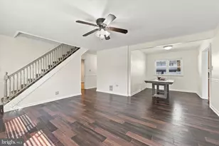 55 Autumn Ln, Levittown, PA 19055 - Photo 7