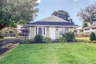 225 Allendale Dr, Morrisville, PA 19067 - Photo 1