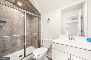 134 Easton St, Bensalem, PA 19020 - Photo 37