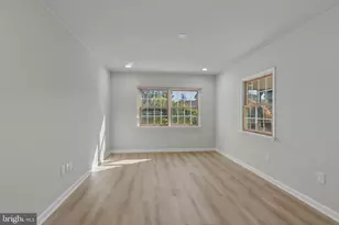 45 Rust Hill Rd, Levittown, PA 19056 - Photo 21