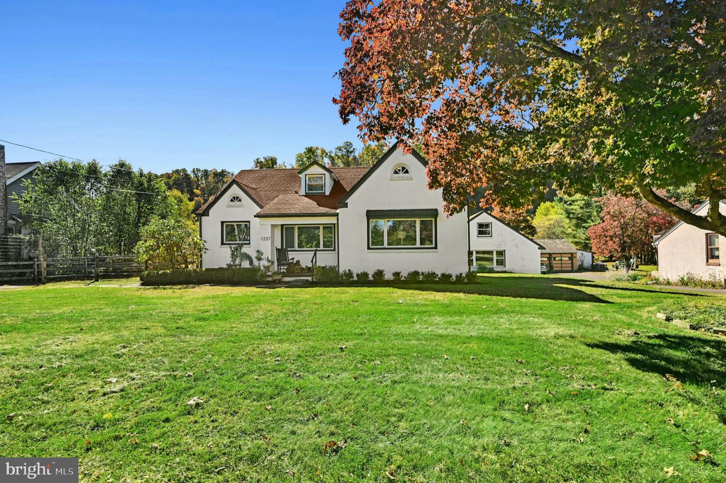 1237 River Rd, Upper Black Eddy, PA 18972 - MLS PABU2134208 - Coldwell ...