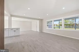 17 Idolstone Rd, Levittown, PA 19057 - Photo 5