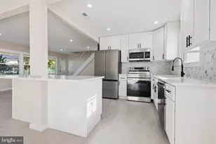 17 Idolstone Rd, Levittown, PA 19057 - Photo 13