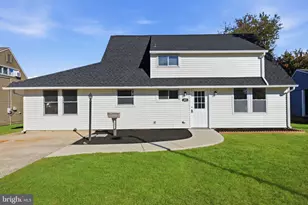 17 Idolstone Rd, Levittown, PA 19057 - Photo 1