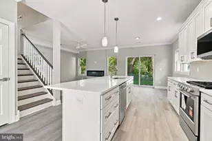 2074 New York Ave, Bensalem, PA 19020 - Photo 9