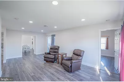 31 Vista Road, Levittown, PA 19057 - Photo 13
