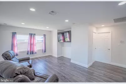 31 Vista Road, Levittown, PA 19057 - Photo 15