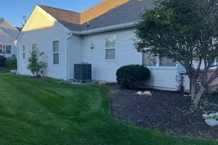 10 Lady Slipper Ln, Langhorne, PA 19047 - Photo 3