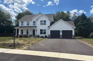 25 Essex Dr, Carlisle, PA 17015 - Photo 1