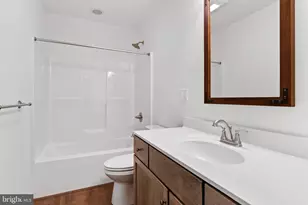 25 Essex Dr, Carlisle, PA 17015 - Photo 17