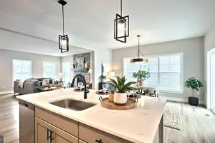 515 Estate Dr, Mechanicsburg, PA 17055 - Photo 11