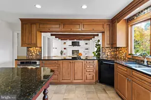 919 Woodland Dr, Lemoyne, PA 17043 - Photo 27