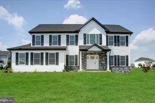 6 Suebecca Dr, Carlisle, PA 17013 - Photo 1