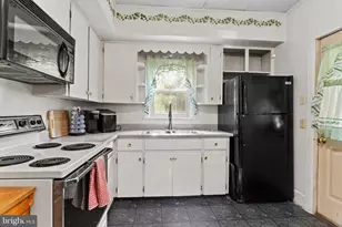 121 Spruce St, Carlisle, PA 17013 - Photo 9