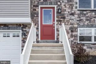 12 Cheltenham Ln, Carlisle, PA 17013 - Photo 7