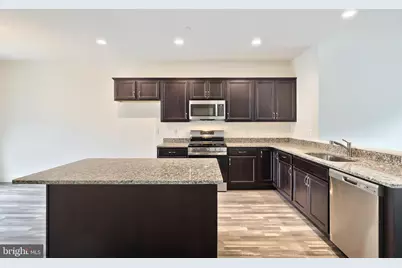 105 Madison Drive, Mechanicsburg, PA 17055 - Photo 3