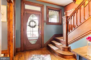 18 E Keller St, Mechanicsburg, PA 17055 - Photo 3