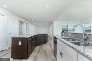 803 Greenwich Ln, Shippensburg, PA 17257 - Photo 11