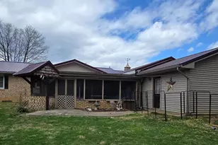 109 Sycamore Dr, Mount Holly Springs, PA 17065 - Photo 9