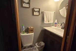 109 Sycamore Dr, Mount Holly Springs, PA 17065 - Photo 15