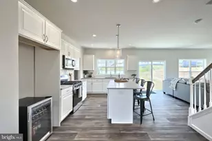 114 Blue Mountain Blvd, Carlisle, PA 17013 - Photo 9