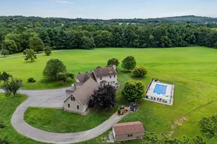 392 Peach Glen Rd, Gardners, PA 17324 - Photo 3